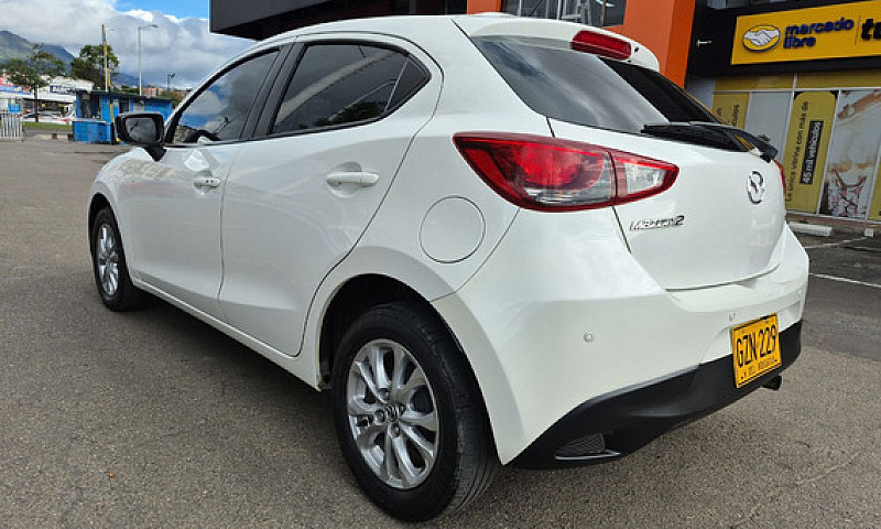 Mazda 2 1.5 Touring...