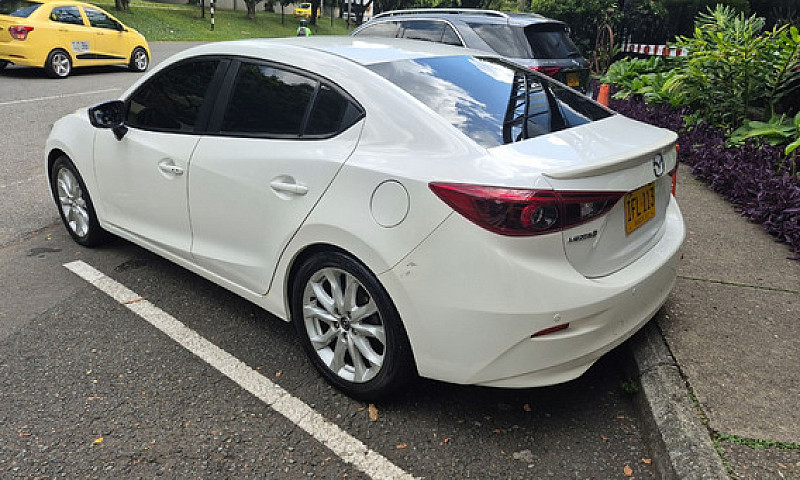 Mazda 3 2.0 Grand To...