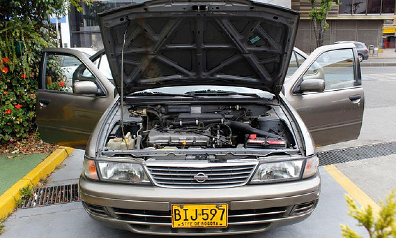 Nissan Sentra 1.6 St...