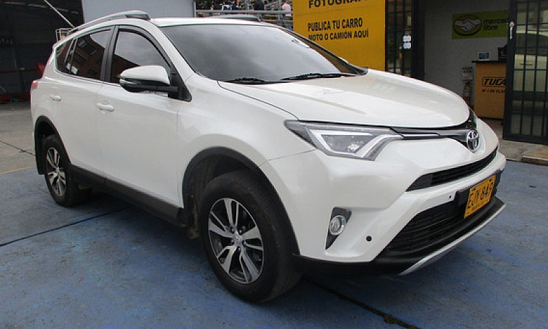 Toyota Rav4  4X4 200...