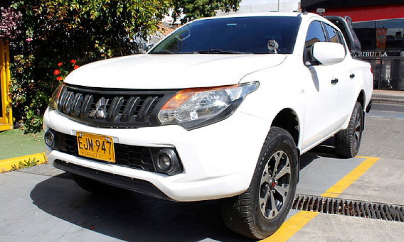 Mitsubishi L200 2.5 ...
