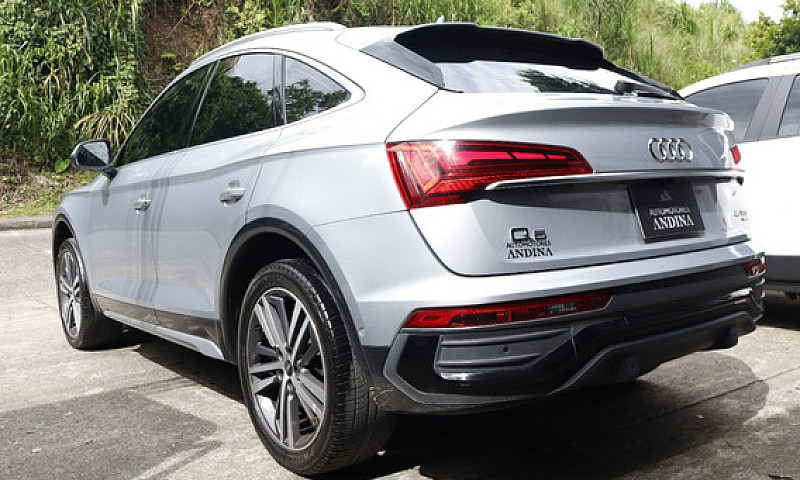 Audi Q5 Sportback 45...