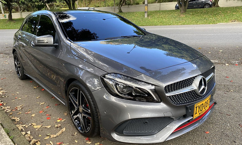 Mercedes-Benz Clase ...