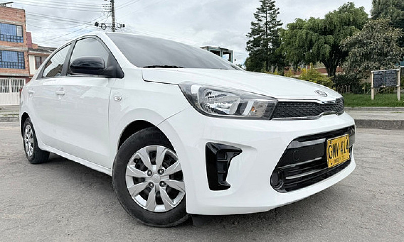Kia Soluto, Emotion ...