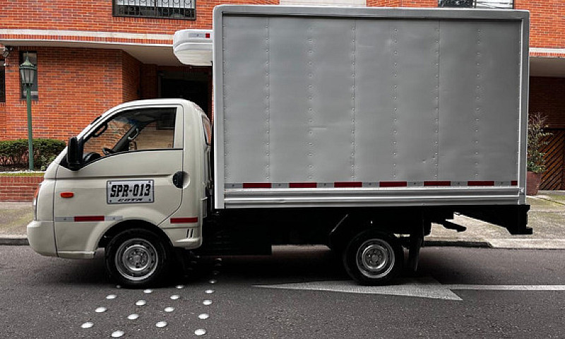 Hyundai Porter 2.6  ...