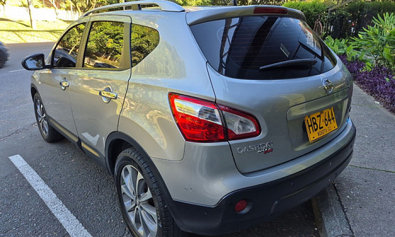 Nissan Qashqai 2.0 4...