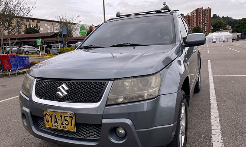 Suzuki Grand Vitara ...