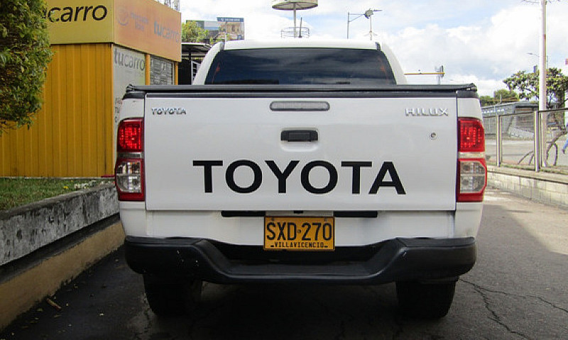 Toyota Hilux 2.5 Vig...
