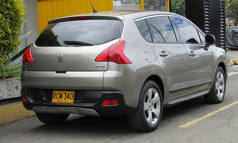 Peugeot 3008 1.6 Cro...