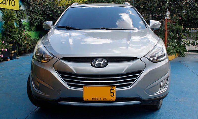 Hyundai Tucson Ix-35...