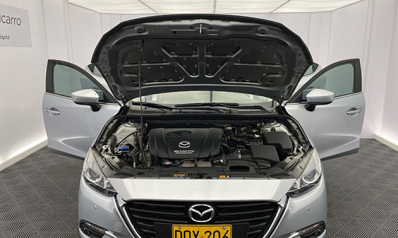Mazda 3 2.0 Sport To...