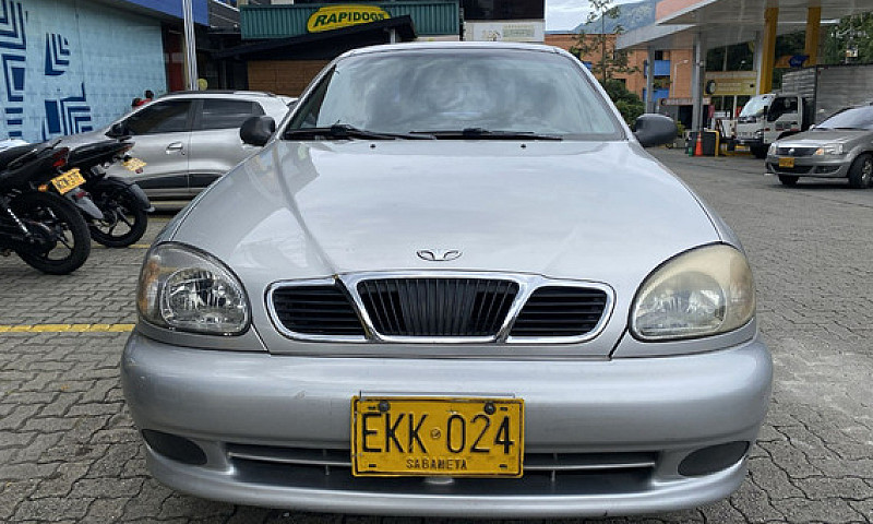 Daewoo Lanos 1.5 Lse...