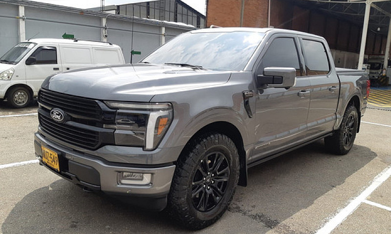 Ford F-150 Platinum ...