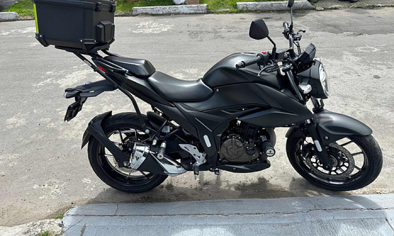 Suzuki Gixxer 250...