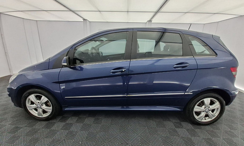 Mercedes Benz B 180 ...