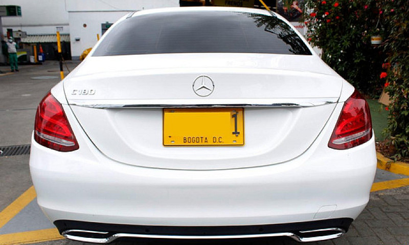 Mercedes-Benz Clase ...