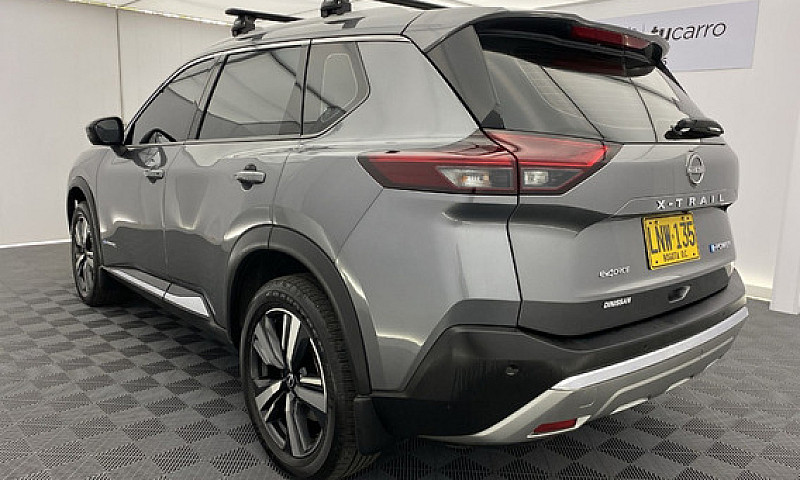 Nissan X Trail[T33] ...