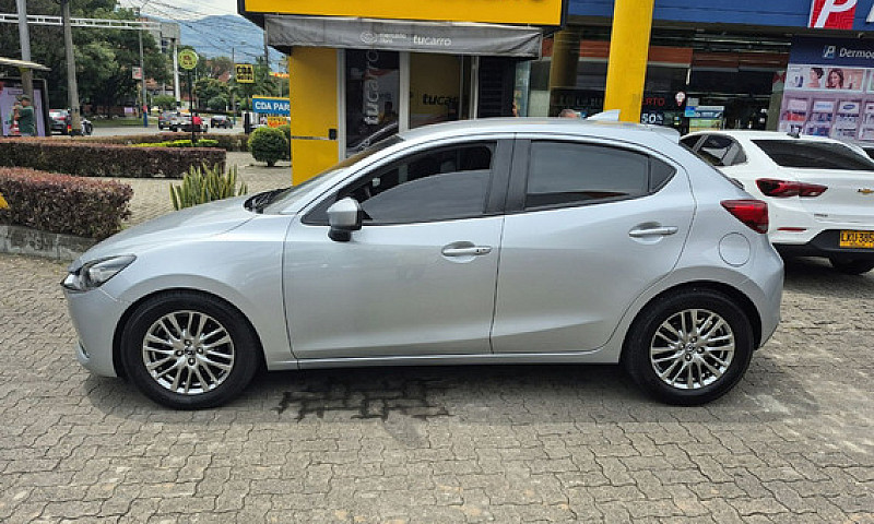 Mazda 2 1.5 Grand To...