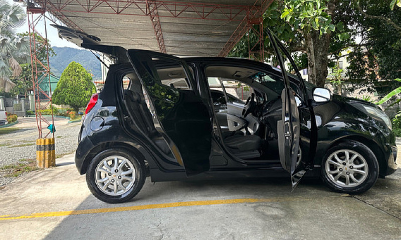 Chevrolet Spark Gt 1...