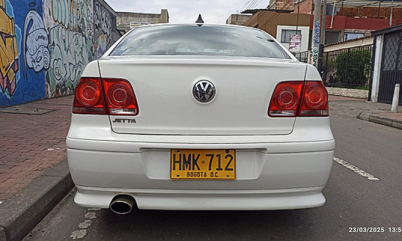 Volkswagen Jetta 2.0...