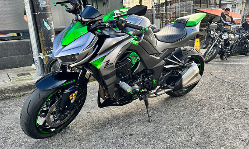 Z1000 Vendo O Cambio...