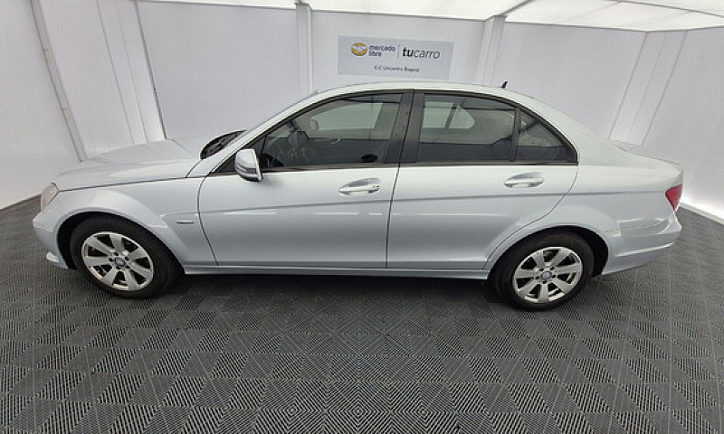 Mercedes-Benz Clase ...