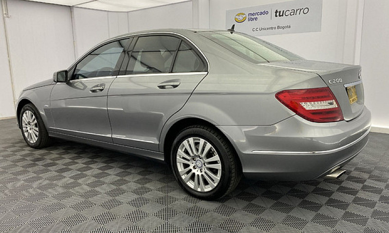 Mercedes-Benz Clase ...