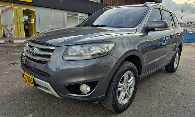 Hyundai Santa Fe 2.4...