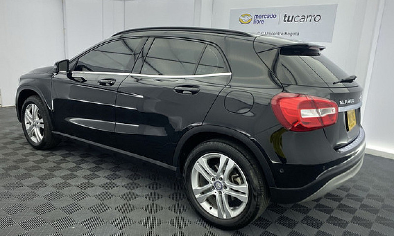 Mercedes-Benz Clase ...