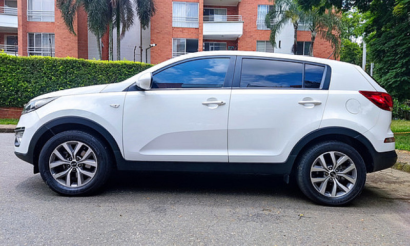 Kia Sportage 2.0 Rev...