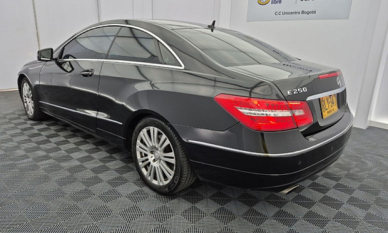 Mercedes Benz E250 1...