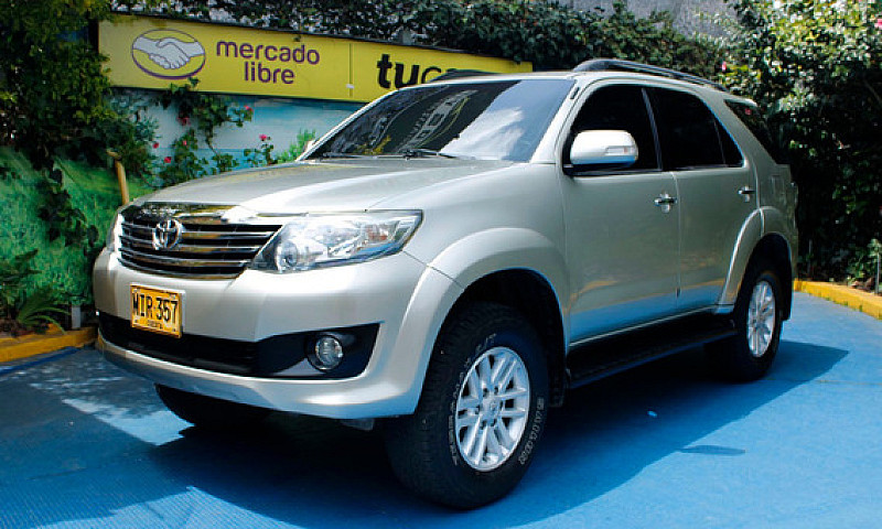 Toyota Fortuner 2.7 ...