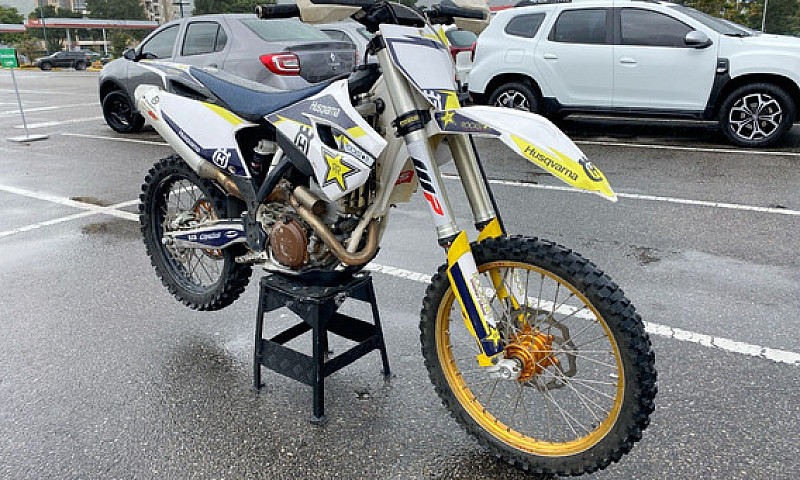 Husqvarna 250 ...