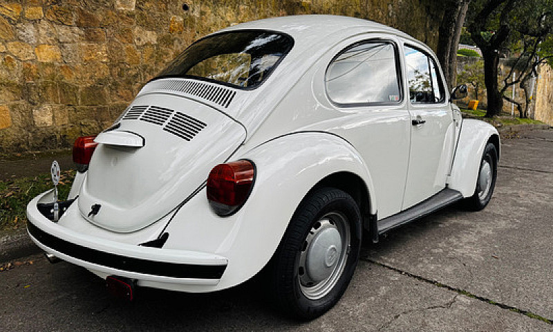 Volkswagen Escarabaj...