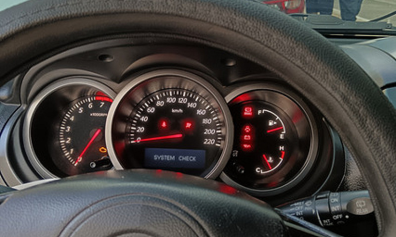 Suzuki Grand Vitara ...
