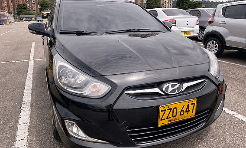 Hyundai Accent Gl 1....