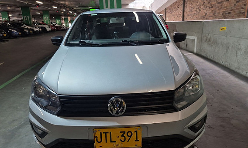 Volkswagen Voyage 1....