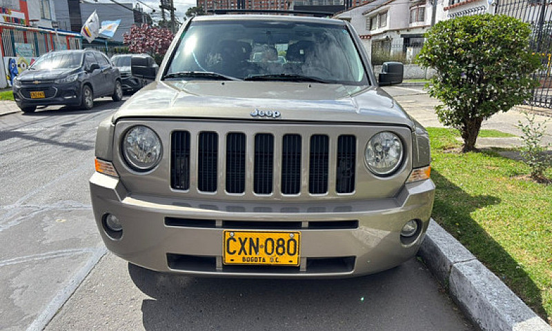 Jeep Patriot 2.4 Lim...