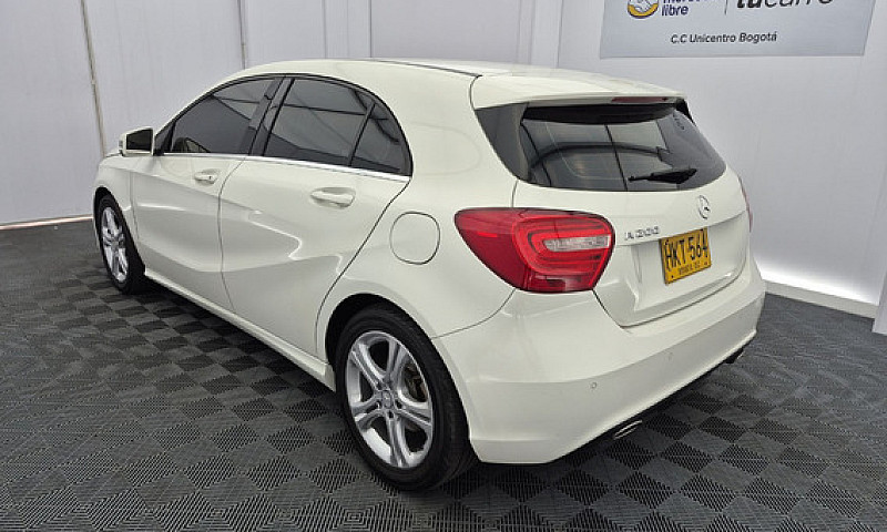 Mercedes-Benz Clase ...