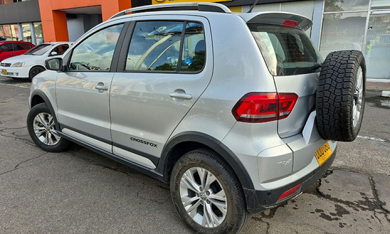 Volkswagen Crossfox ...