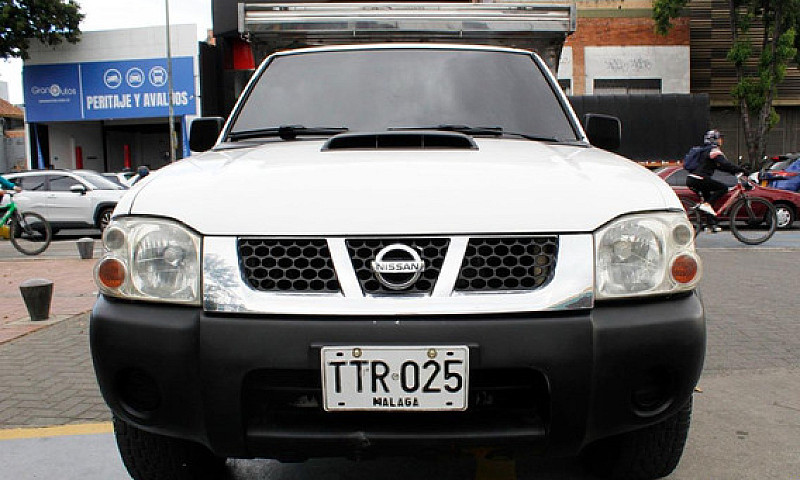 Nissan Frontier D22 ...