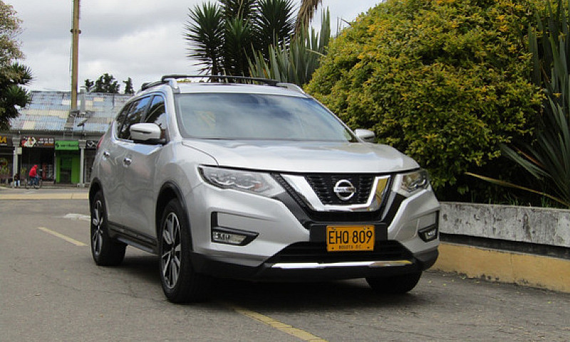 Nissan X-Trail 2.5 T...