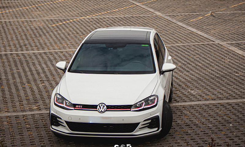 Volkswagen Golf 2.0 ...