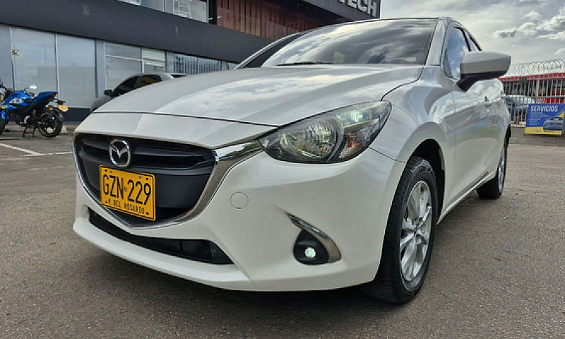 Mazda 2 1.5 Touring...