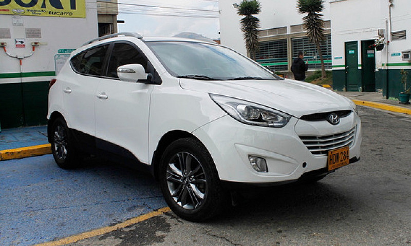 Hyundai Tucson Ix-35...