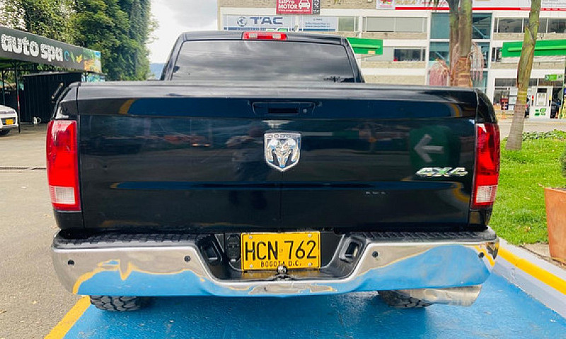 Dodge Ram 5.7 1500 S...