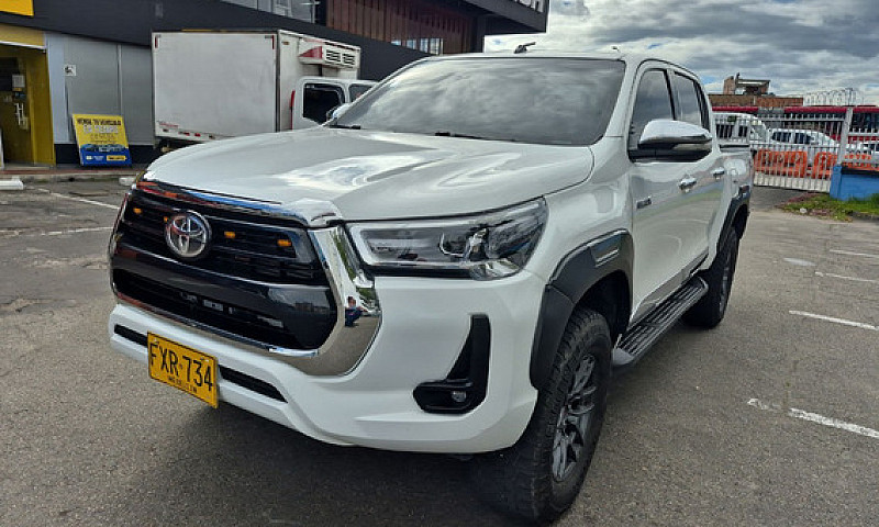 Toyota Hilux 2.8  4X...