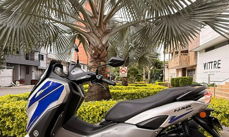 Yamaha Nmax 155 Conn...