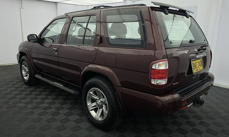 Nissan Pathfinder 3....
