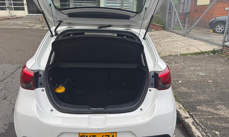 Mazda 2 1.5 Prime...